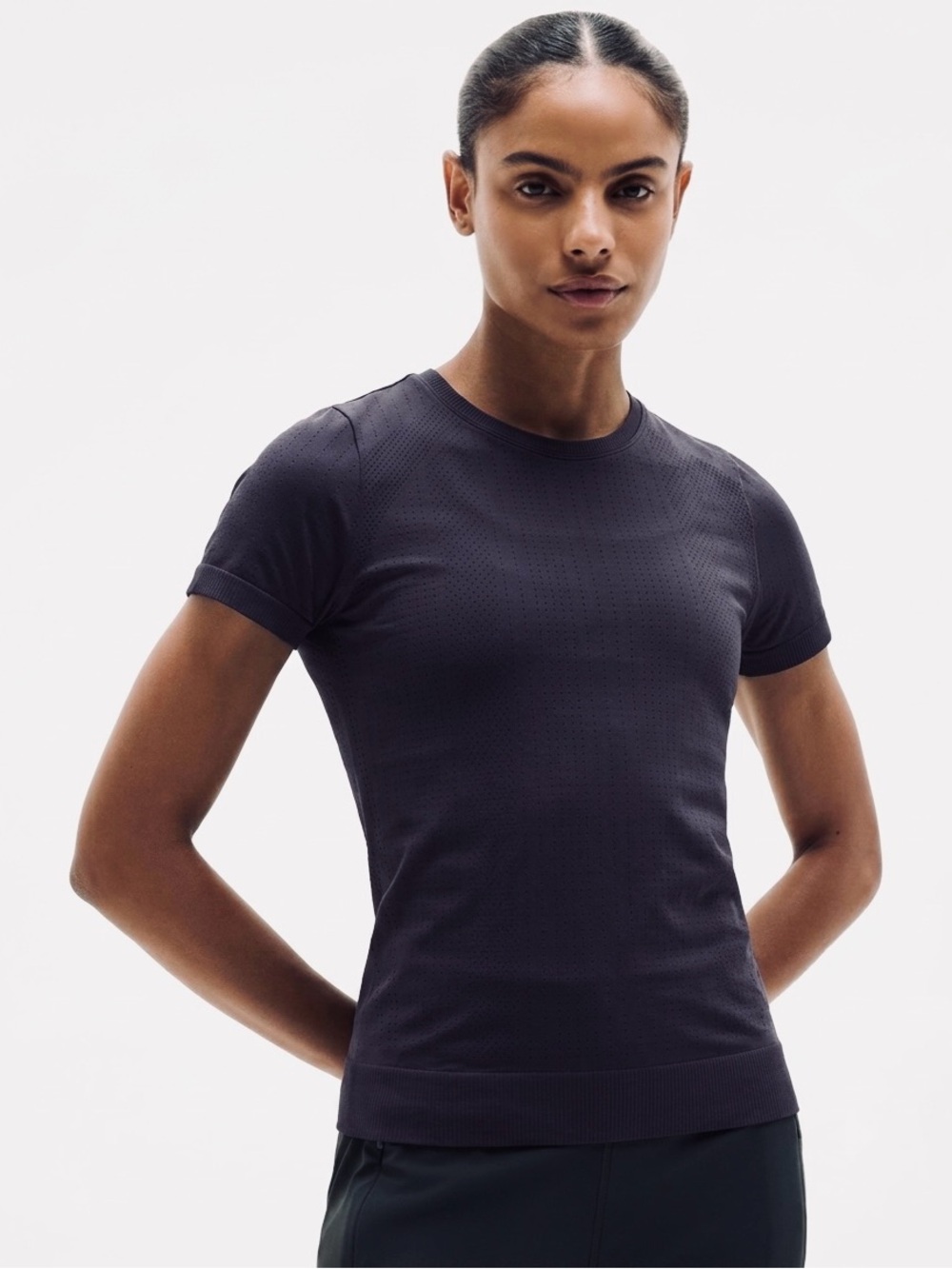Athleta In Motion Seamless Tee Workout Top Shirt L Gray Purple